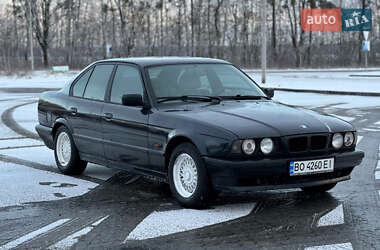 Седан BMW 5 Series 1995 в Львове