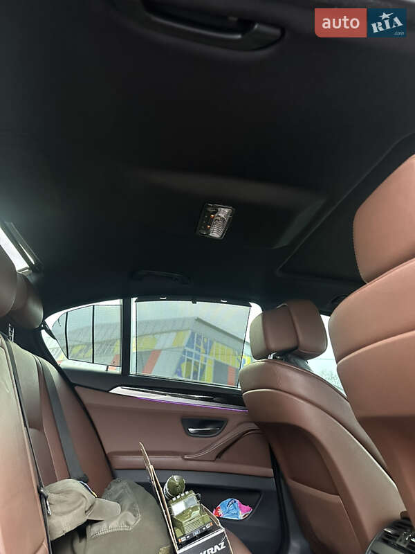 Седан BMW 5 Series 2012 в Черновцах