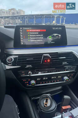 Седан BMW 5 Series 2017 в 