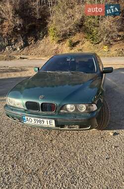 Седан BMW 5 Series 1997 в Хусті