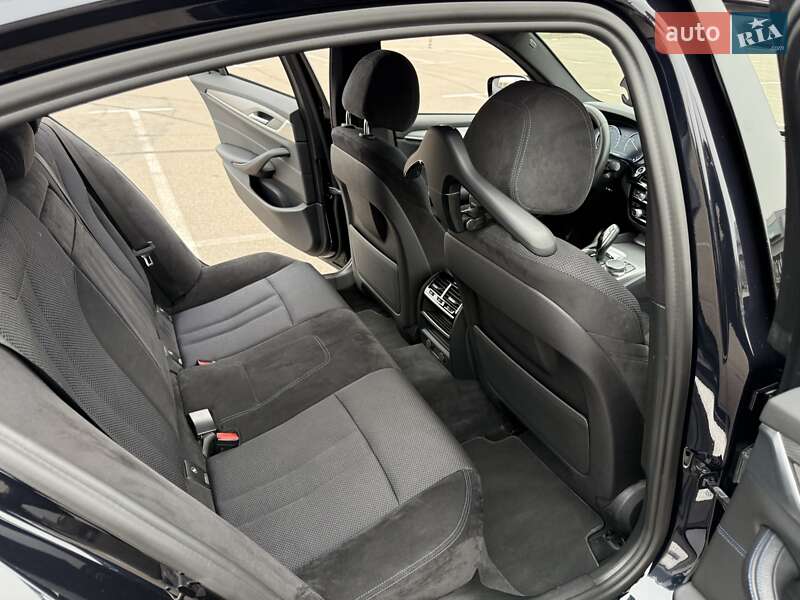 Седан BMW 5 Series 2017 в Киеве