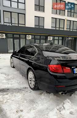 Седан BMW 5 Series 2012 в Новояворівську