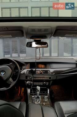 Седан BMW 5 Series 2012 в Новояворівську