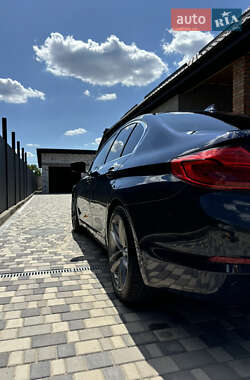 Седан BMW 5 Series 2017 в 