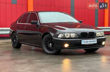 Седан BMW 5 Series 2002 в Киеве