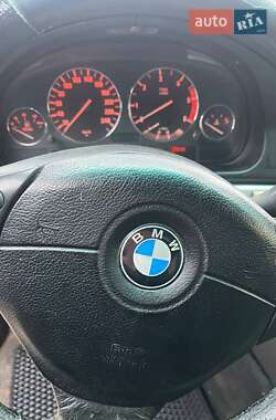 Седан BMW 5 Series 2001 в Саврани