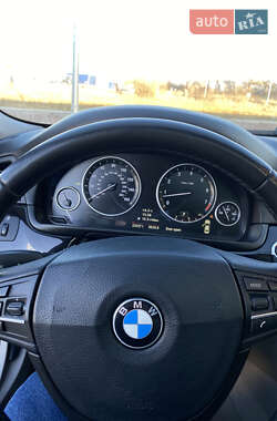 Седан BMW 5 Series 2011 в Стрию