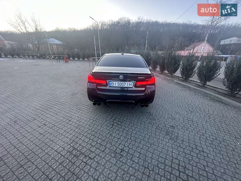 Седан BMW 5 Series 2019 в Полтаві