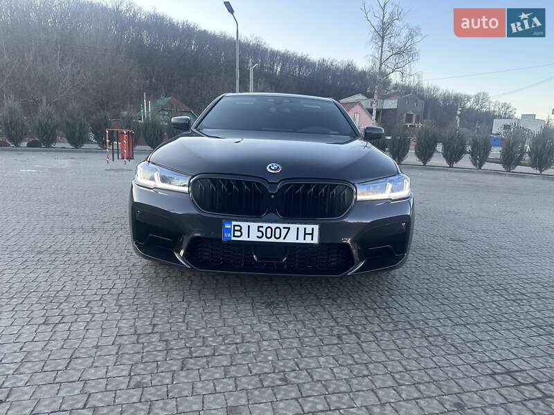 Седан BMW 5 Series 2019 в Полтаві