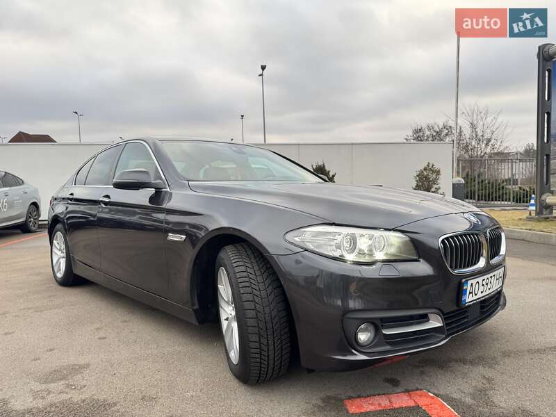 BMW 5 Series 2016