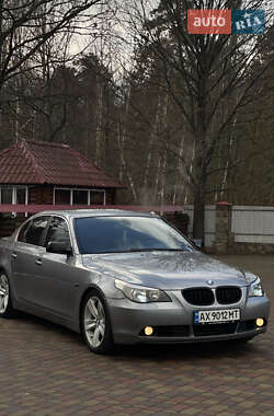 Седан BMW 5 Series 2004 в Олевську