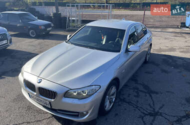 Седан BMW 5 Series 2011 в Хусте