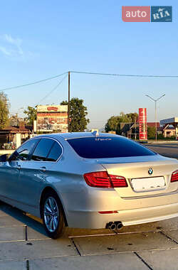 Седан BMW 5 Series 2011 в Хусте