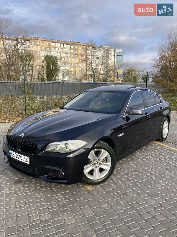 Седан BMW 5 Series 2011 в Каменском