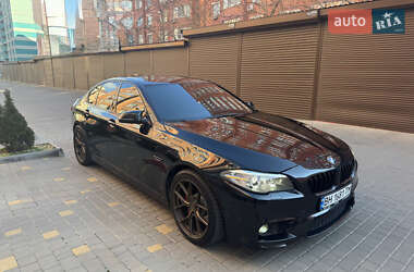 Седан BMW 5 Series 2014 в Черноморске