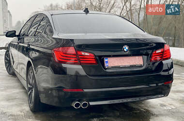 Седан BMW 5 Series 2015 в Новояворівську