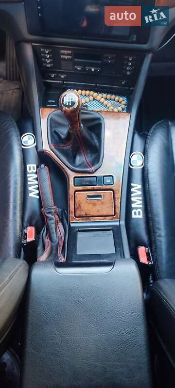 Седан BMW 5 Series 2000 в Одесі