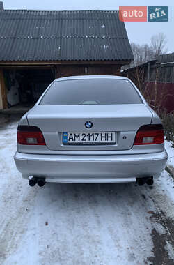 Седан BMW 5 Series 2001 в Овручі