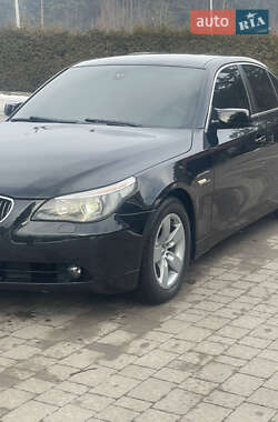 Седан BMW 5 Series 2005 в Львові