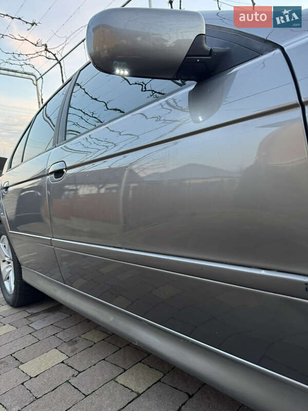 Седан BMW 5 Series 2002 в Иршаве