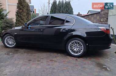 Седан BMW 5 Series 2005 в Вараші