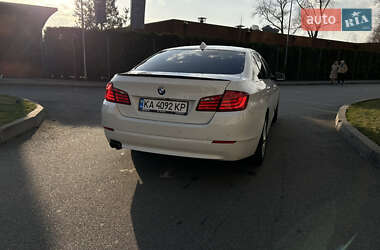 Седан BMW 5 Series 2012 в 