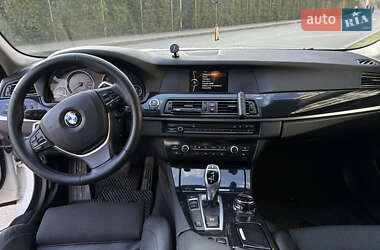 Седан BMW 5 Series 2012 в 