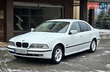 Седан BMW 5 Series 1998 в Харькове