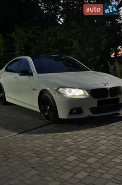 Седан BMW 5 Series 2014 в Кропивницком