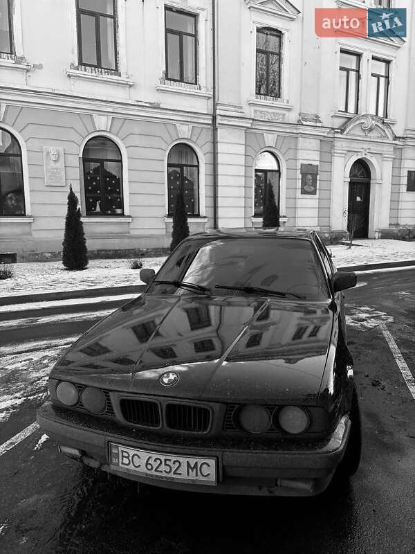 Седан BMW 5 Series 1995 в Косові