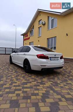 Седан BMW 5 Series 2015 в Києві