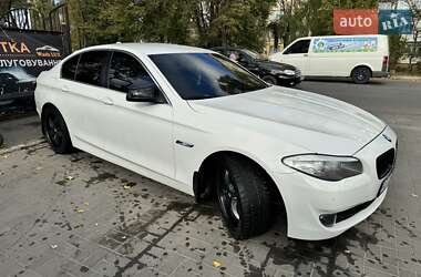 Седан BMW 5 Series 2012 в 