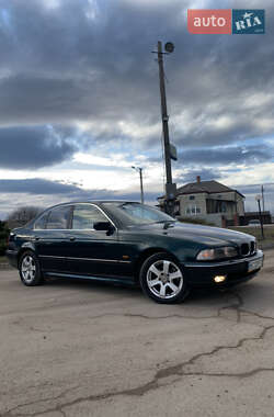 Седан BMW 5 Series 1999 в Городку