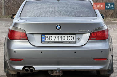 Седан BMW 5 Series 2004 в Кременце