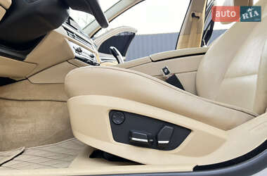 Седан BMW 5 Series 2012 в Чернівцях