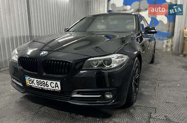 Седан BMW 5 Series 2015 в Ровно