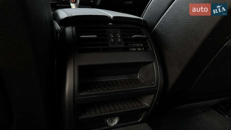 Седан BMW 5 Series 2013 в Ивано-Франковске