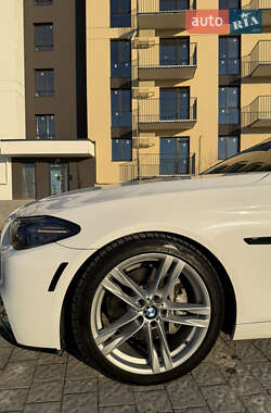 Седан BMW 5 Series 2014 в Пустомитах