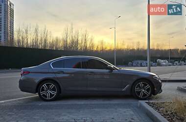 Седан BMW 5 Series 2021 в 