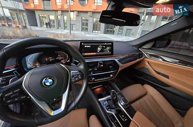 Седан BMW 5 Series 2021 в 