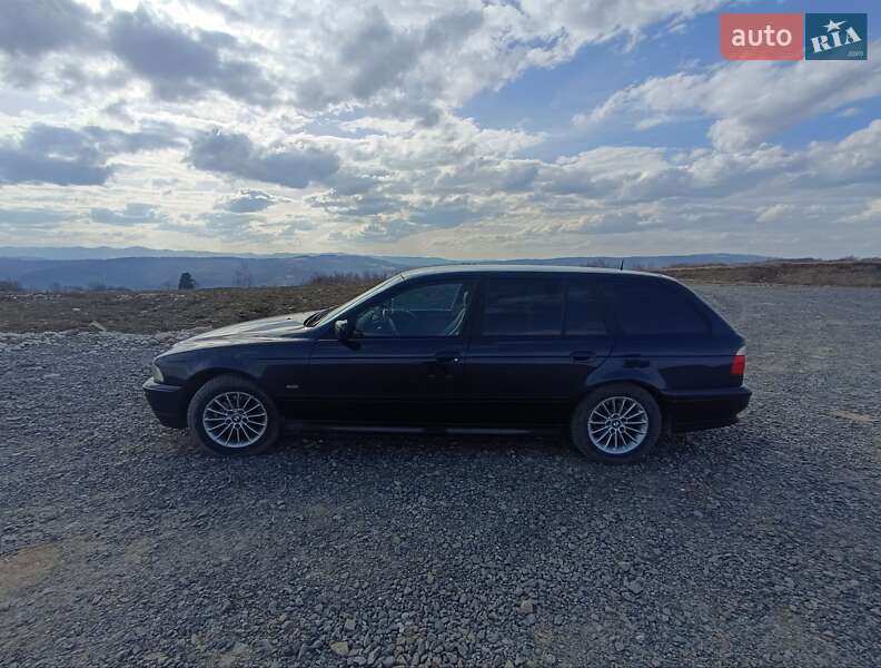 Универсал BMW 5 Series 2000 в Моршине