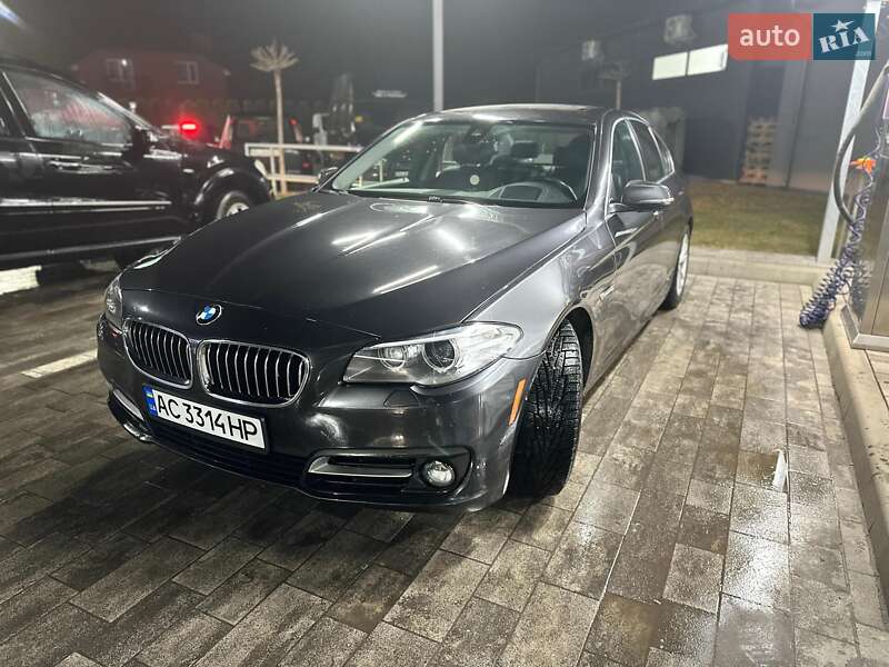 Седан BMW 5 Series 2016 в 