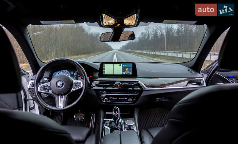 Седан BMW 5 Series 2018 в Житомирі
