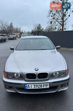 Седан BMW 5 Series 1996 в Обухове