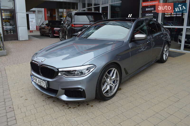 Седан BMW 5 Series 2017 в Львові