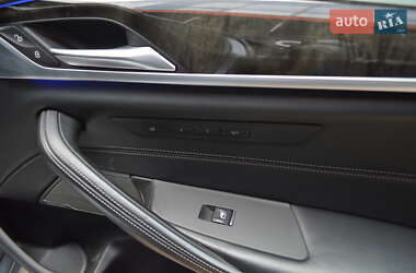Седан BMW 5 Series 2017 в 