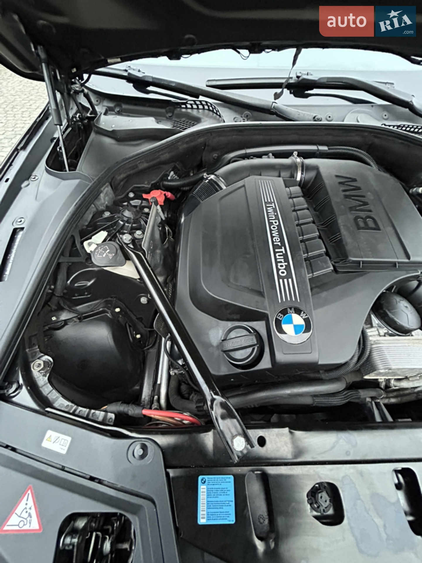 2010 BMW 5er - мініатюра 4