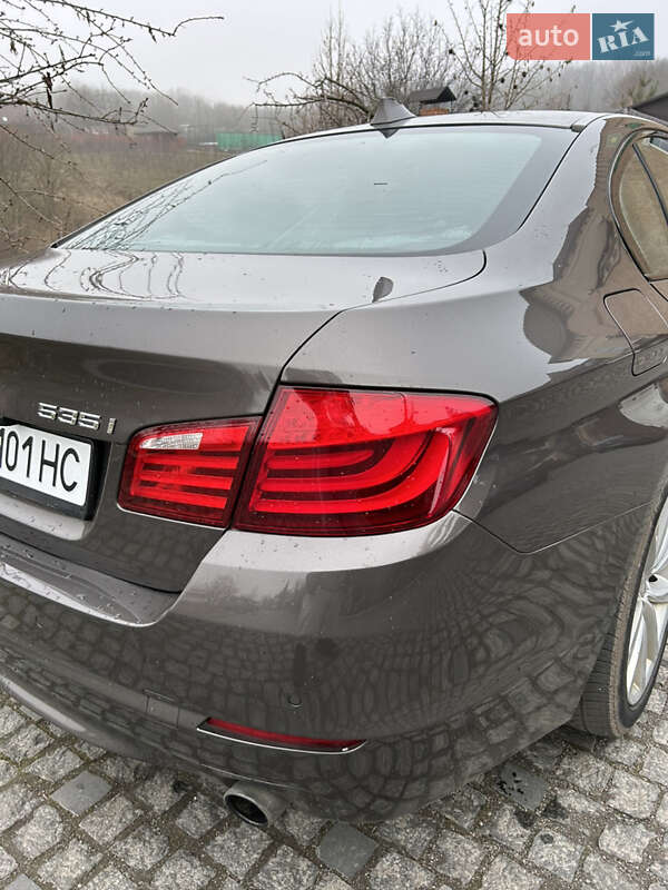 Седан BMW 5 Series 2010 в Первомайске фото 7 Седан BMW 5 Series 2010 в Первомайске