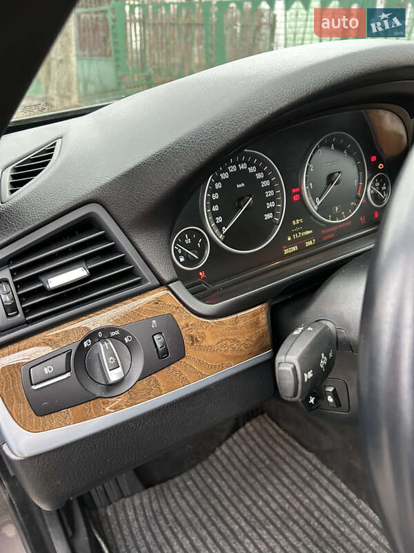 Седан BMW 5 Series 2010 в Первомайске фото 18 Седан BMW 5 Series 2010 в Первомайске