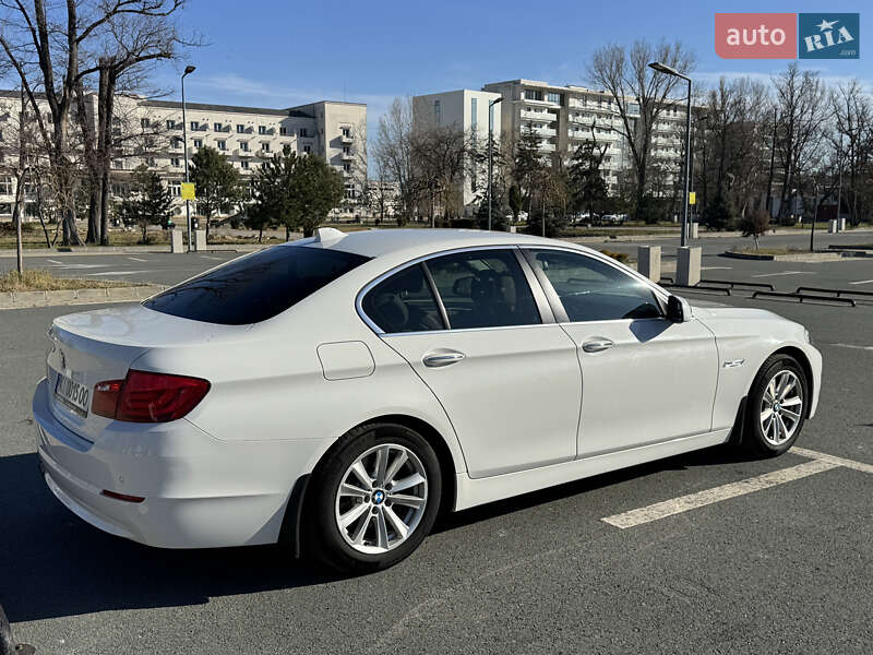 Седан BMW 5 Series 2012 в Києві